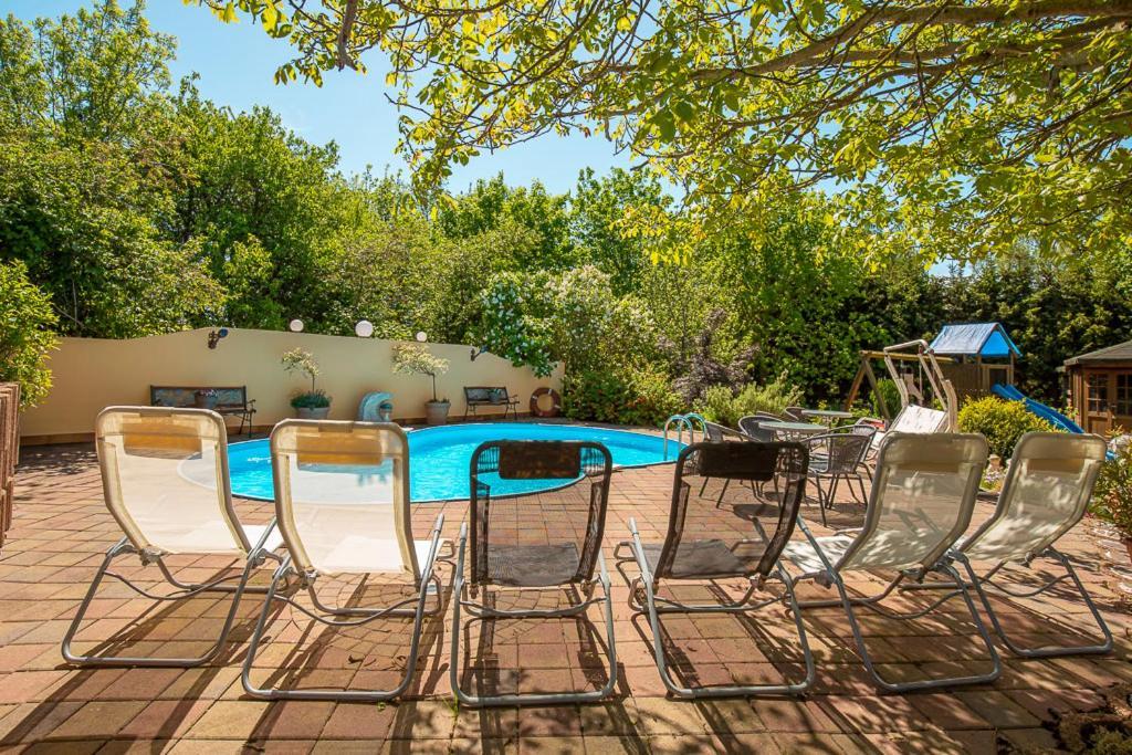 Ferienwohnung Am Walnussbaum Parchtitz Buitenkant foto